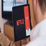 Como assistir Netflix com seus amigos sem sair de casa