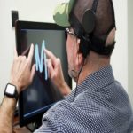 Cientistas usam implantes de eletrodo para ajudar as pessoas cegas a “ver” formas e letras – tudo sem usar os olhos