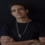 Rafa Almeida, filho de Solange, lança seu primeiro single “Sotaque” 