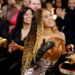 Beyoncé se torna a pessoa com mais Grammys na história da premiação.