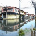 Alagamentos são registrados em diferentes bairros de Fortaleza e causam prejuízos.