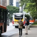 Greve de ônibus em São Paulo: sindicato aprova paralisação na próxima sexta-feira